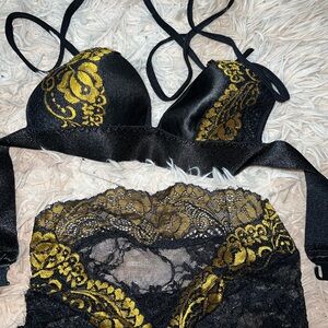 Elegant Black and Gold Lace Lingerie Set